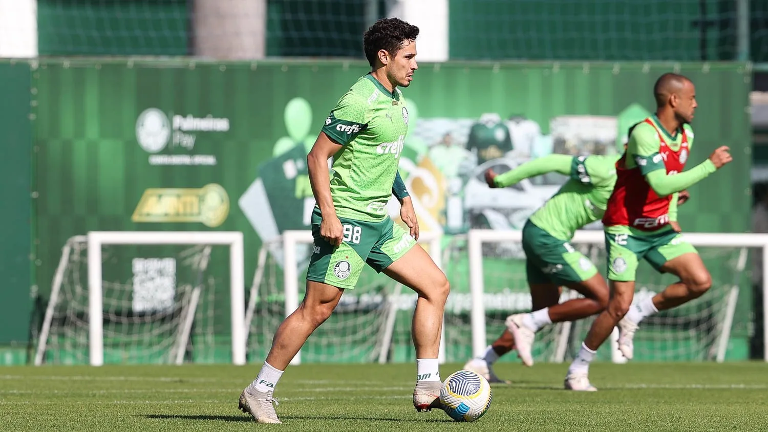 Treino do Palmeiras na Academia de Futebol: Imagens do Domingo.