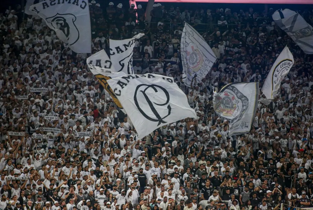 Corinthians inicia venda de ingressos para enfrentar Vitória no Brasileirão