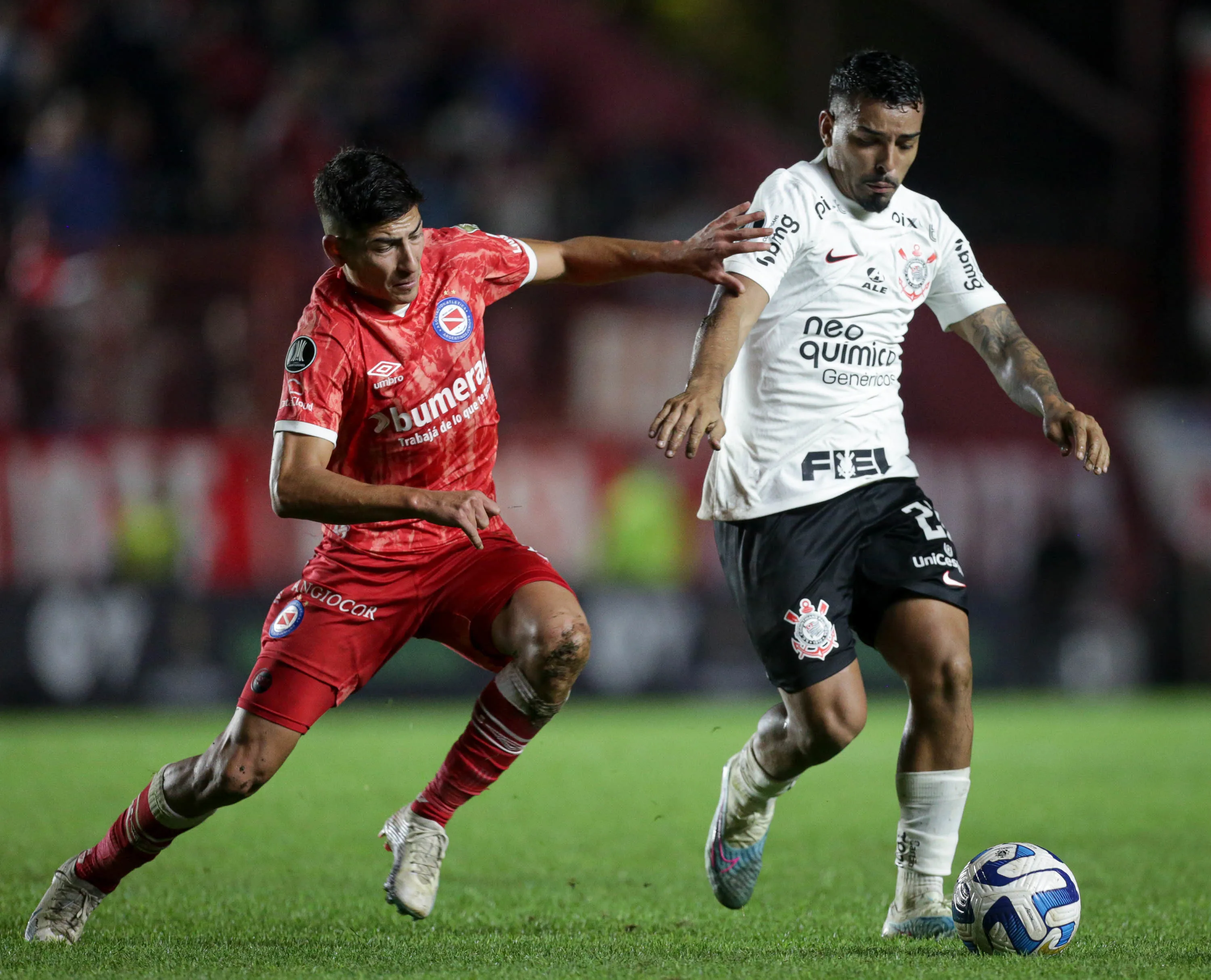 Argentinos jrs x Corinthians: possíveis escalações e detalhes da partida pela Sul-Americana