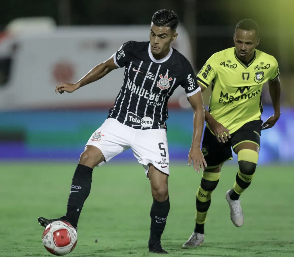 No jogo entre as equipes no Paulistão, o São Bernardo venceu o Corinthians por 1 a 0, com gol de Silvinho.