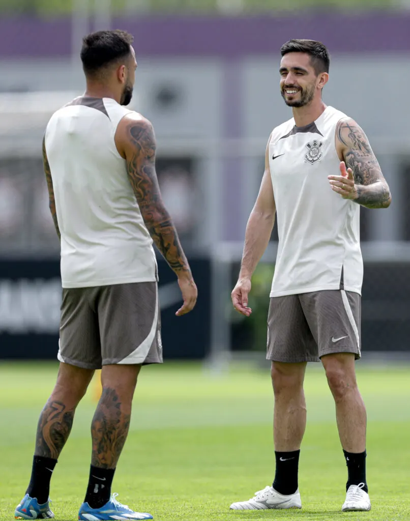 Corinthians inicia preparação tática para enfrentar Santo André; confira detalhes.