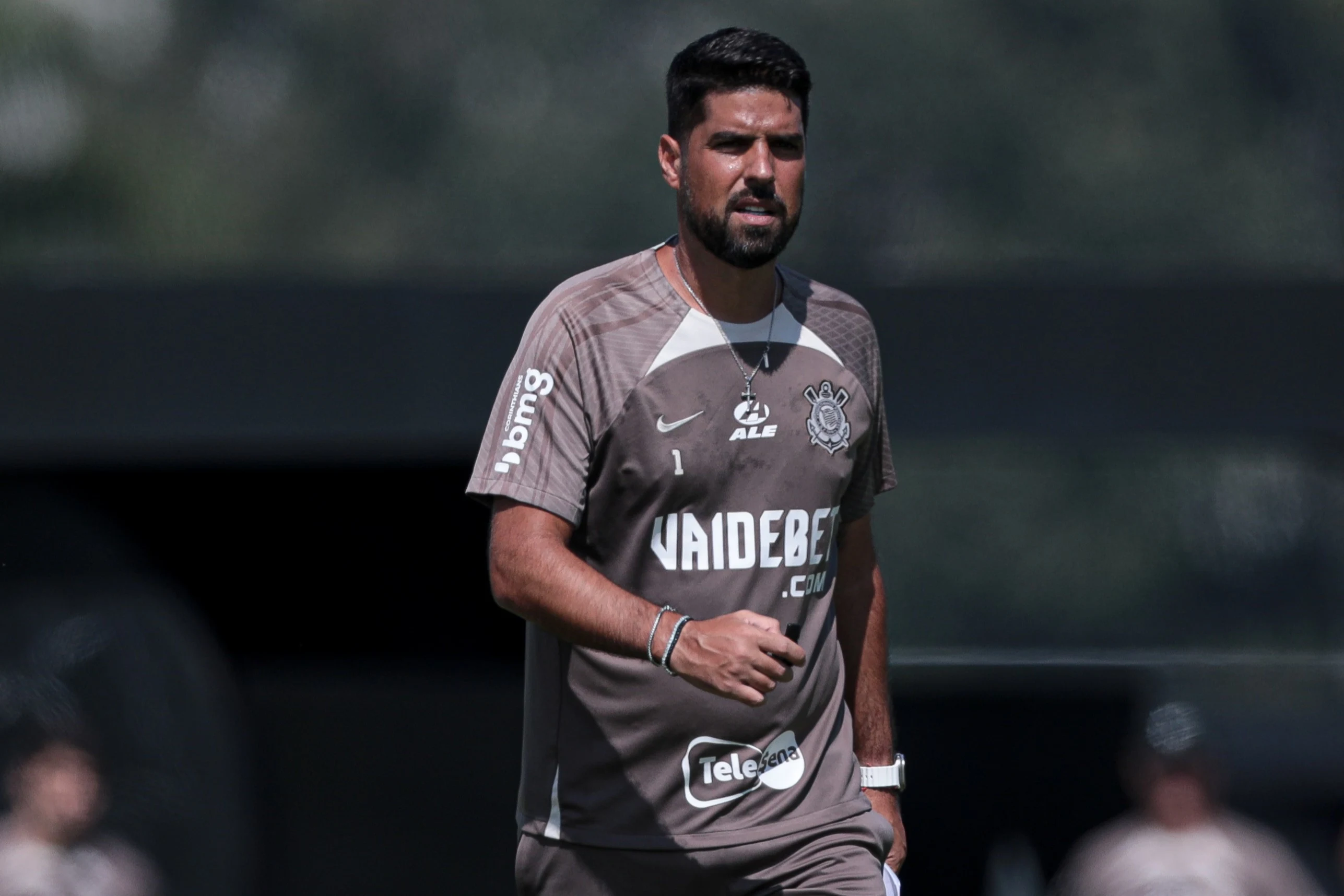 Corinthians encerra preparativos para estreia na Sul-Americana contra Racing-URU; confira escalação provável.