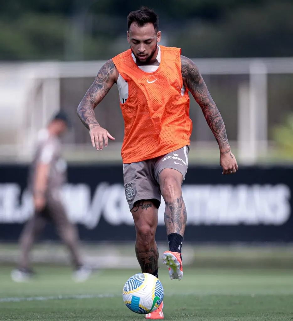 Corinthians realiza treino tático antes de confronto contra Atlético-MG