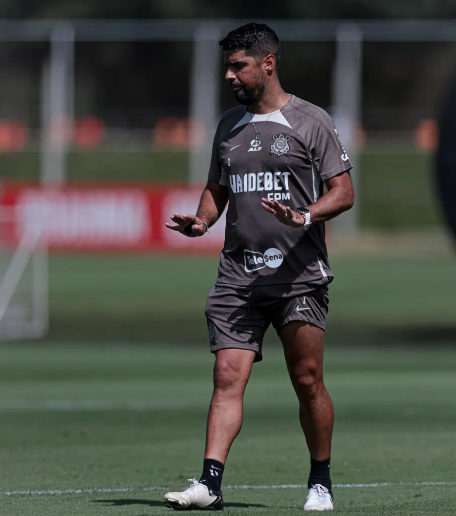 Corinthians finaliza preparação para duelo contra Juventude; confira escalação provável.