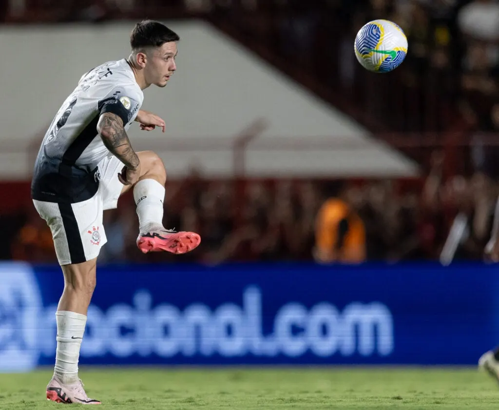 Corinthians perde liderança em sete estatísticas no Brasileirão sem Garro contra São Paulo.