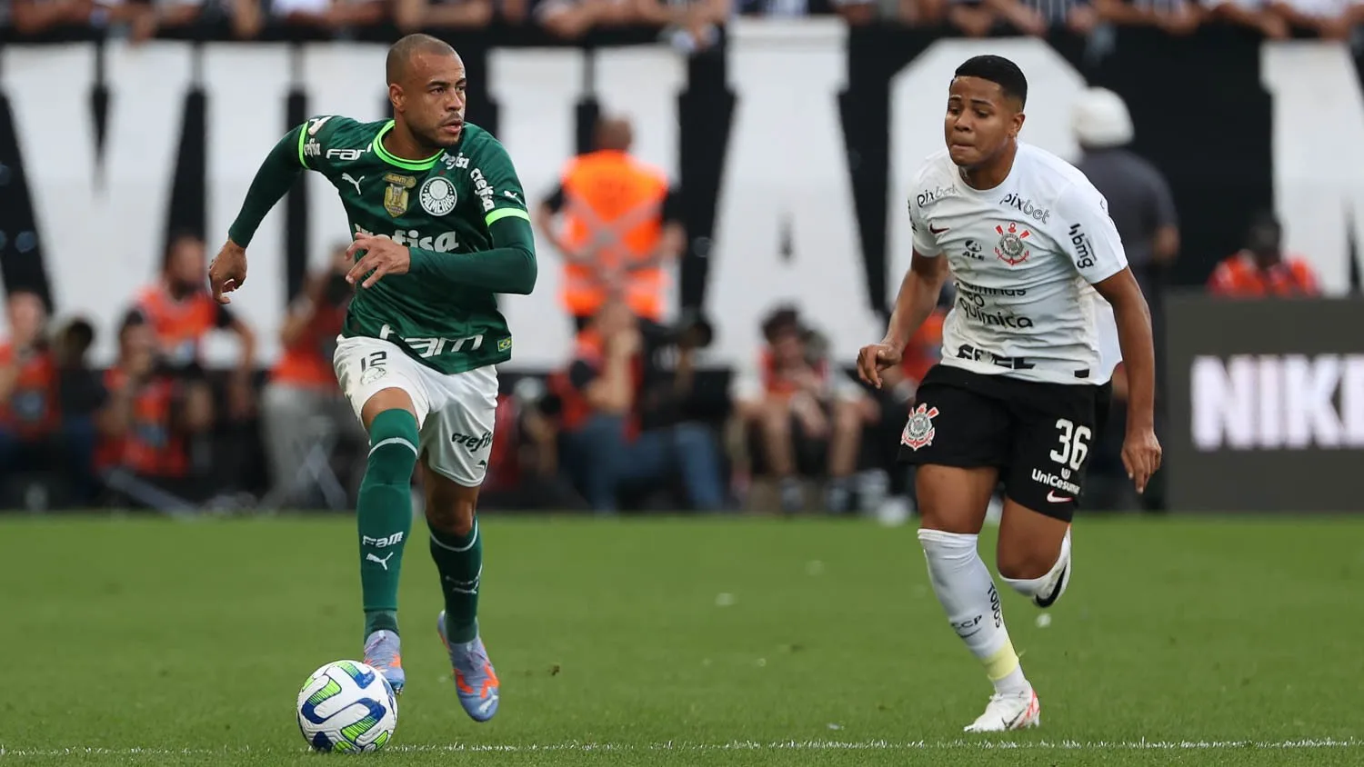 Luxemburgo nega pressão interna no Cornithians após empate contra Palmeiras: 