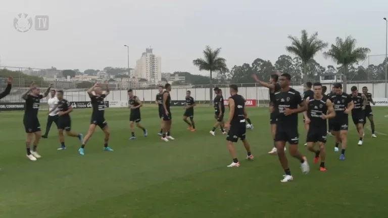 Mano Menezes aproveita semana livre no Corinthians