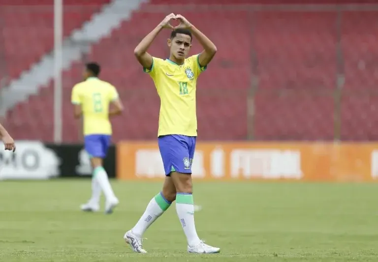 Seleção Feminina Sub-17: Luizão e jogadoras analisam estreia com