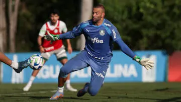 A um jogo do título brasileiro, Weverton relembra momento crucial em arrancada do Palmeiras