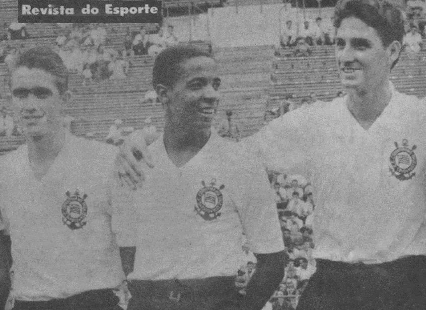 Em 1962, Ney marcava o gol de número cinco mil da história do Corinthians