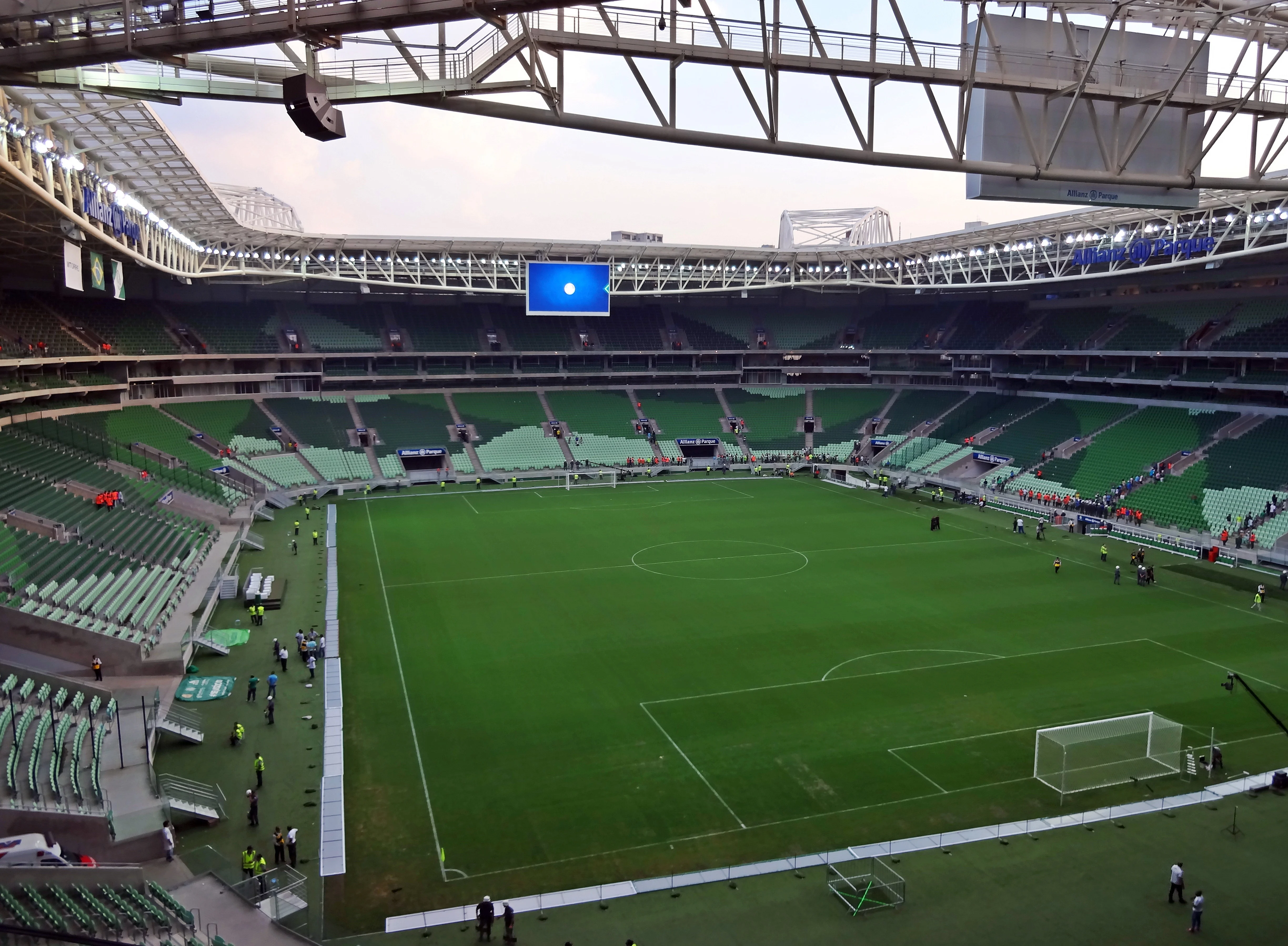 Shows podem tirar Palmeiras de casa na reta final do Brasileirão