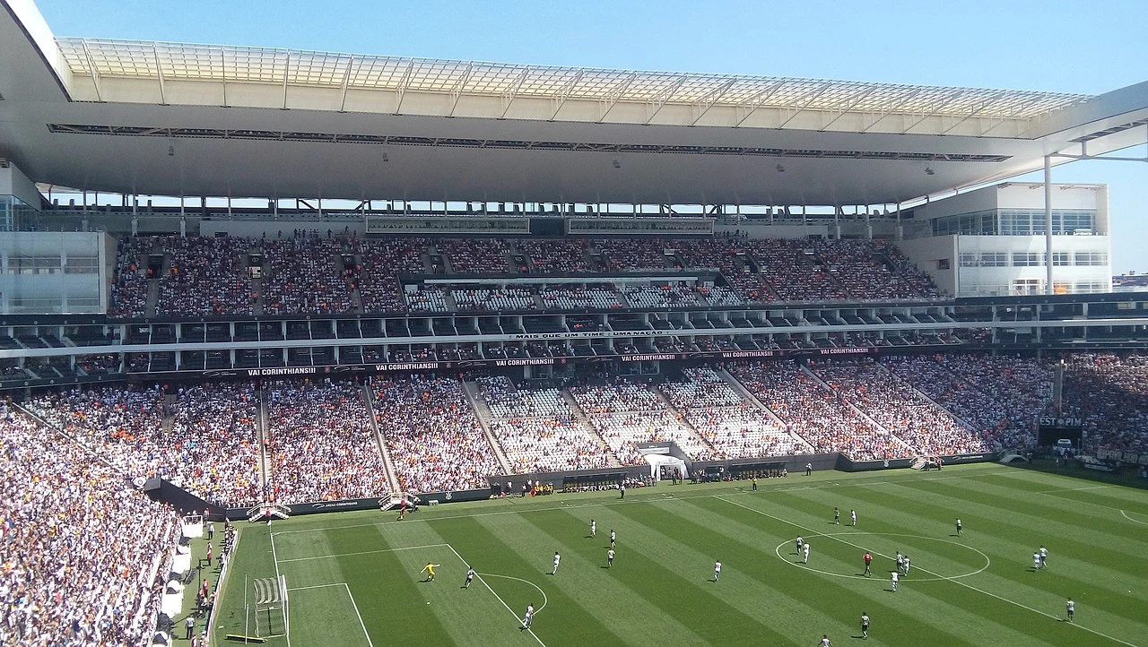 Mesmo perdendo para o Atlético MG a equipe do Corinthians ainda pode chegar a vaga direta 