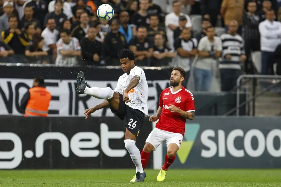 Veja a repercussão e memes nas redes do empate do Corinthians contra o Internacional