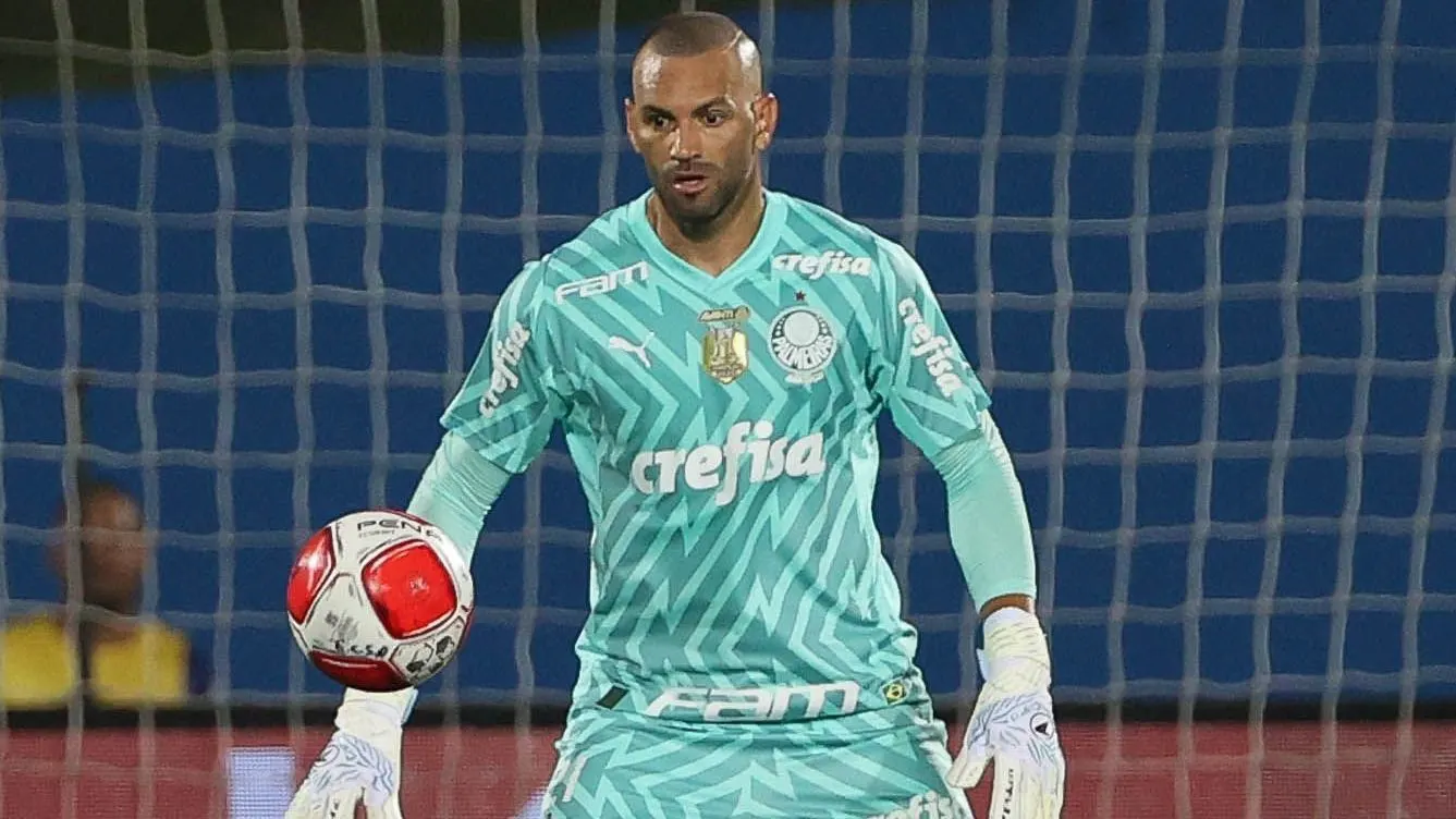 Problemas de Weverton contribuíram para eliminação do Palmeiras na Libertadores.