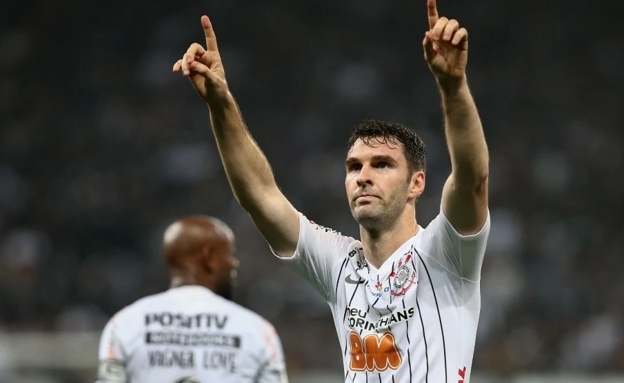 Diretoria do Corinthians dificulta possibilidade de saída do Boselli