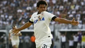 E o Romarinho? Por que é tão difícil o atacante voltar para o Corinthians?