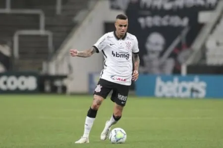 Elogiado por Mancini, Luan vive rara sequência jogando no Corinthians