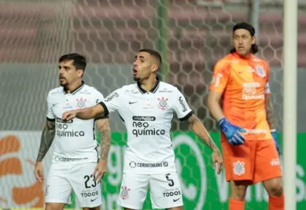 Nos primeiros cinco jogos do Brasileirão, Corinthians repete sequência do ano passado