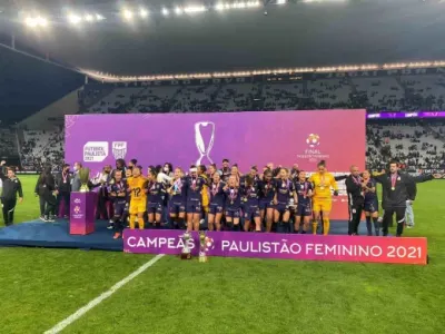 Corinthians vence o São Paulo e é campeão paulista no futebol feminino