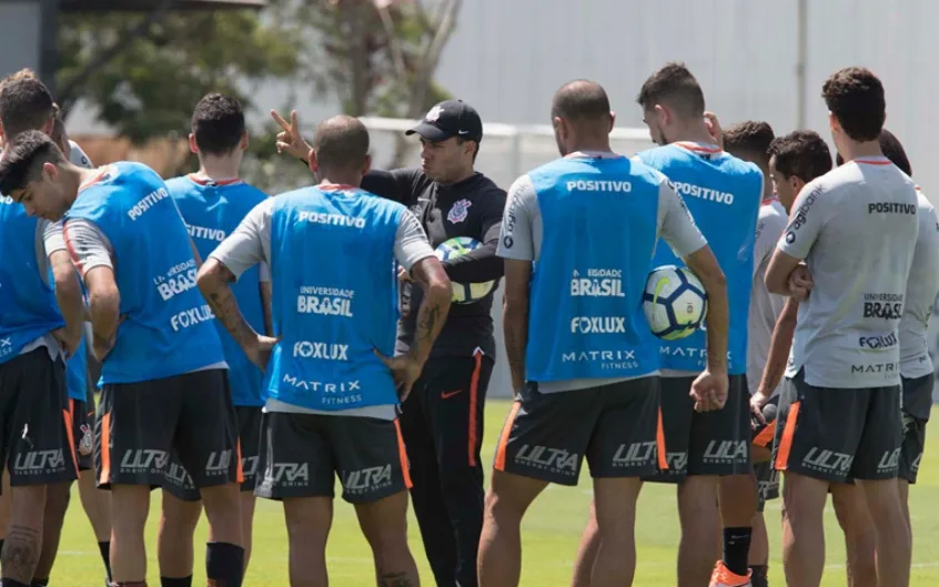 Corinthians agradece por Brasileirão ter chegado ao fim. Que venha 2019!