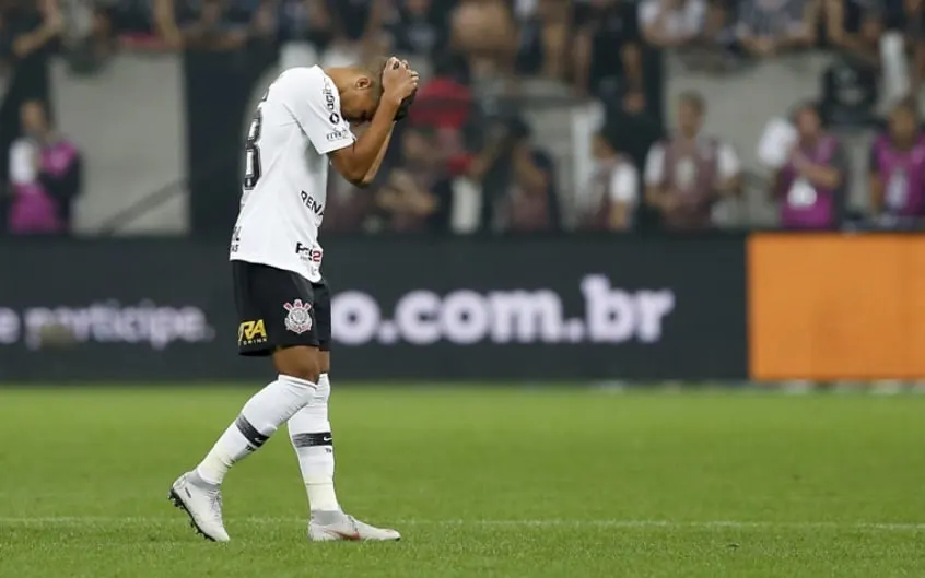 Pela terceira vez, Corinthians luta contra menor distância para Z4