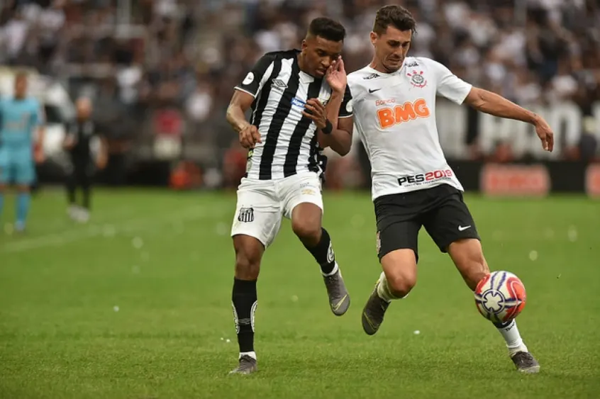 Em busca da final, Corinthians leva exemplo de clássico na primeira fase