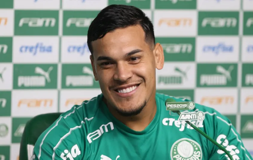 Gómez confirma que permanência no Palmeiras está encaminhada