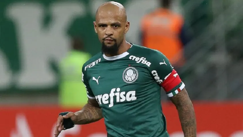 Dupla profissão: Felipe Melo é empresário fora dos gramados