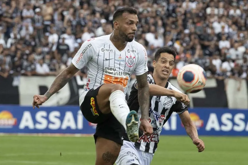 Michel Macedo completa um ano desde a sua estreia pelo Corinthians; relembre