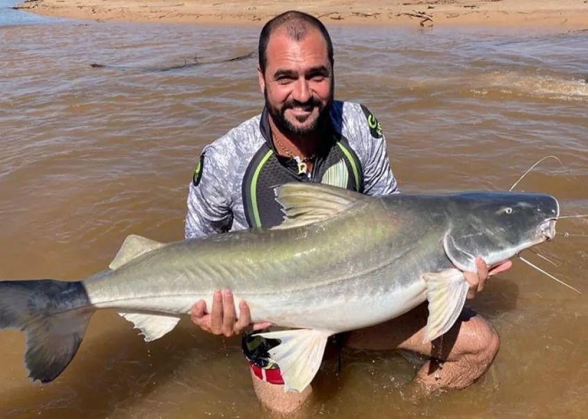 Deu o que falar: ex-Timão, Danilo posta foto de pescaria em rede social e corintianos provocam rival