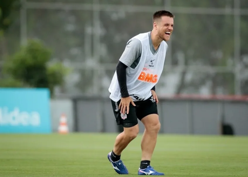 Ramiro explica adaptação do Corinthians ao novo esquema e valoriza manutenção do tabu contra o São Paulo