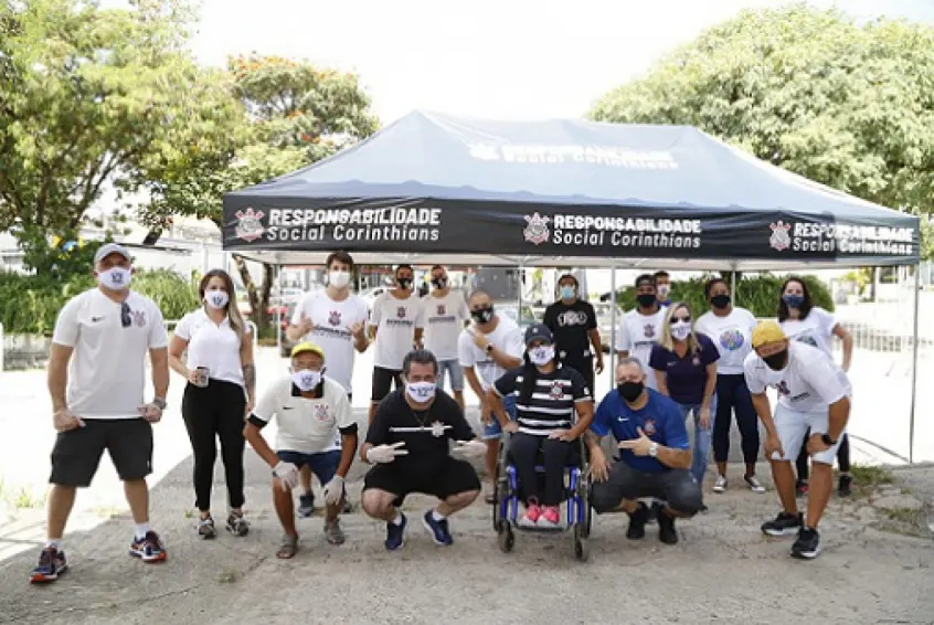 Boa, Timão! Corinthians arrecada duas toneladas de alimentos em ação solidária