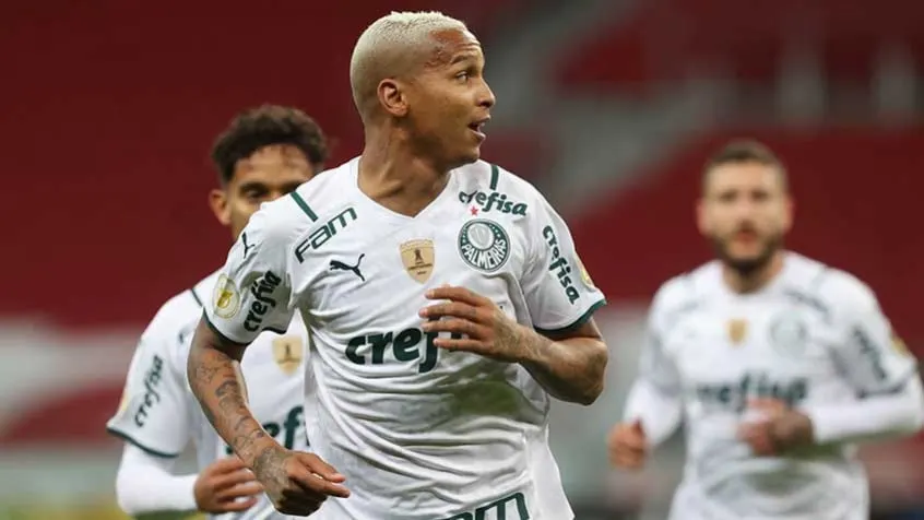 Deyverson compara oscilação do Palmeiras com turbulência no avião e afirma: ‘Vai ficar de boa’