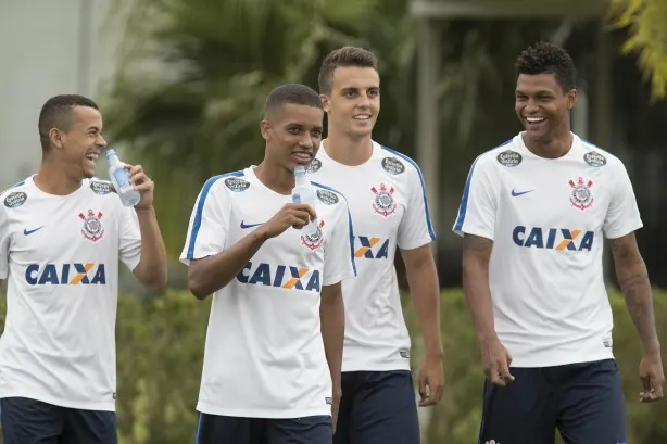 Corinthians confirma empréstimo de atacante para o CRB