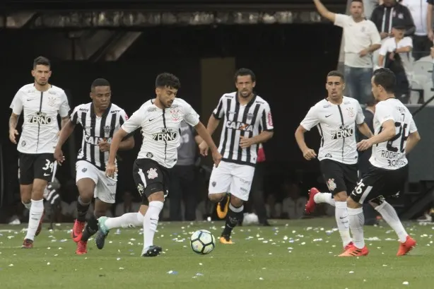 Atlético-MG x Corinthians: os dois buscam ganhar o segundo jogo consecutivo no Brasileirão