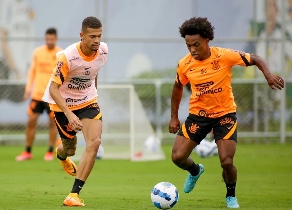 Corinthians pode ter o retorno de até quatro jogadores para o confronto contra o Atlético-GO