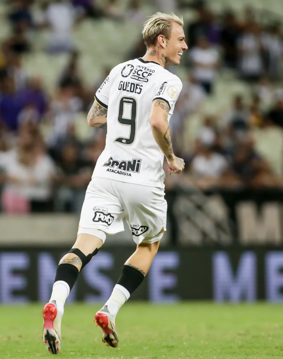 OPINIÃO: Corinthians vai do céu ao inferno após golaço de Róger Guedes