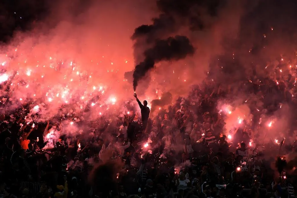 Renda do Corinthians nos jogos bate a soma dos quatro grandes do Rio