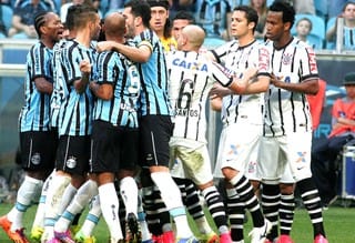 Wesley entra na segunda etapa e soma bons números em empate do Corinthians  com o Grêmio; confira