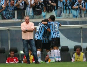 Repórter conta tumulto com membro do Corinthians na Arena do Grêmio