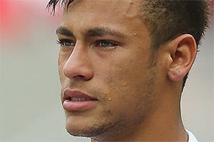 Neymar, emocionado em sua despedida, não jogou bem, como o Santos