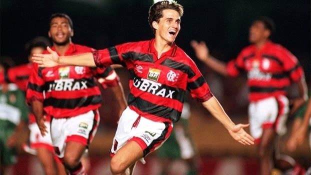 Sávio conta como lata velha gerou polêmica no Flamengo do melhor ataque do mundo