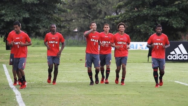 Classificado, Flamengo testa reservas contra o Bangu