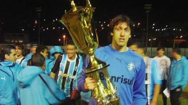 Velórios e mulher fantasma no Olímpico aterrorizavam jogadores do Grêmio