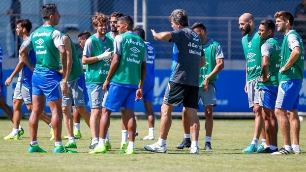 43 jogadores usados e titulares jogando em ritmo europeu: no Grêmio, Renato Gaúcho é o único com coragem mesmo de poupar atletas