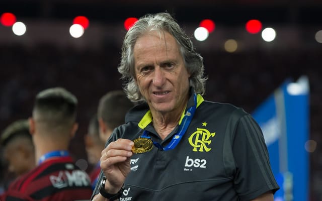 Ex-zagueiro garante que Jorge Jesus conhecia o futebol brasileiro antes mesmo de fechar com o Flamengo