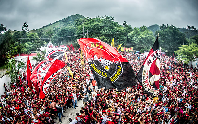 Festa grande, conquistou a América e a comemoração não para, veja vídeos