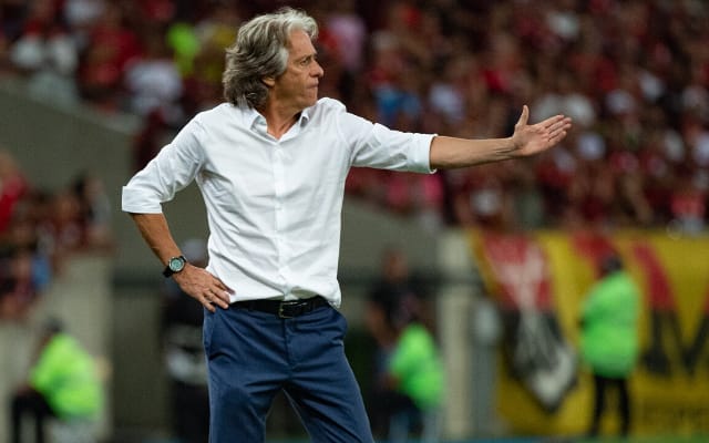 Jorge Jesus ressalta atuação técnica de novos reforços: “Essa foi nossa ideia, ter jogadores no mesmo nível”