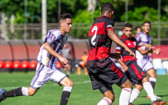 Flamengo vence pelo sub-17 e se classifica para as oitavas da Copa do Brasil