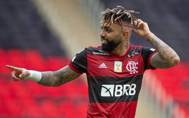 Gabigol só perdeu um jogo em que marcou com o Manto Sagrado